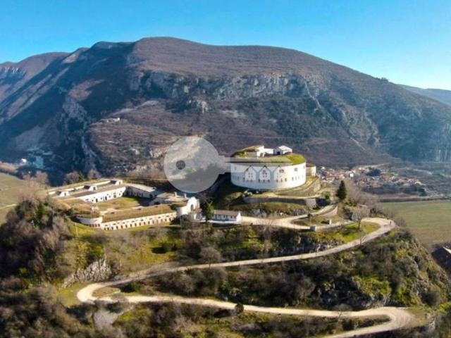 Terreno in vendita a Rivoli Veronese, Veneto