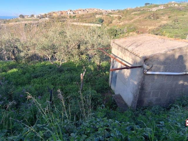 Terreno in vendita a Roccavaldina, Sicilia