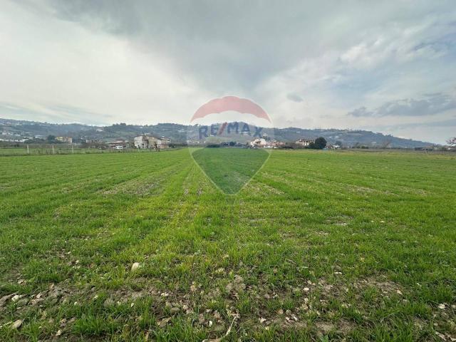 Terreno in vendita a San Leucio Del Sannio, Campania