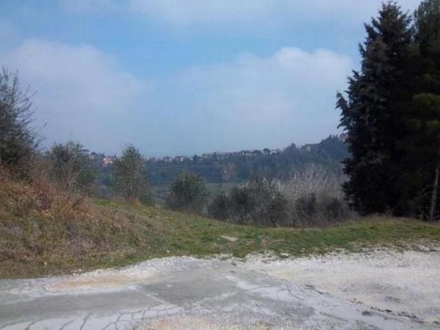 Terreno in vendita a La Scala, San Miniato