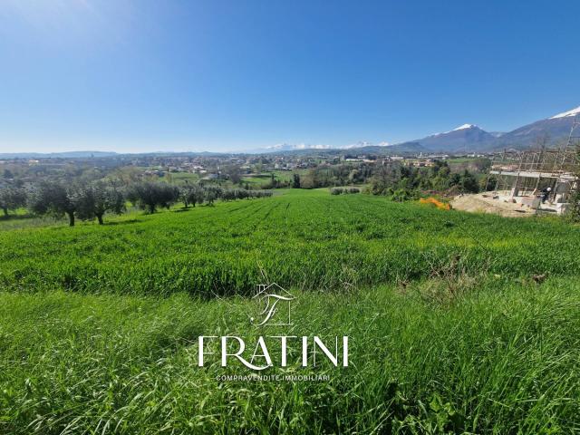 Terreno in vendita a Unione dei Comuni della Val Vibrata, Sant'egidioalla Vibrata