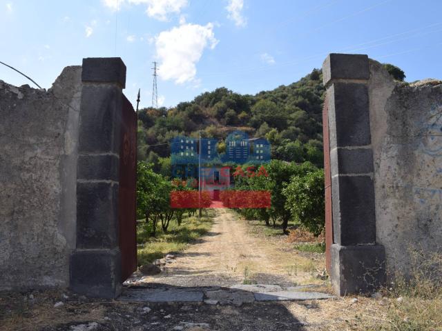 Terreno in vendita a Taormina, Sicilia