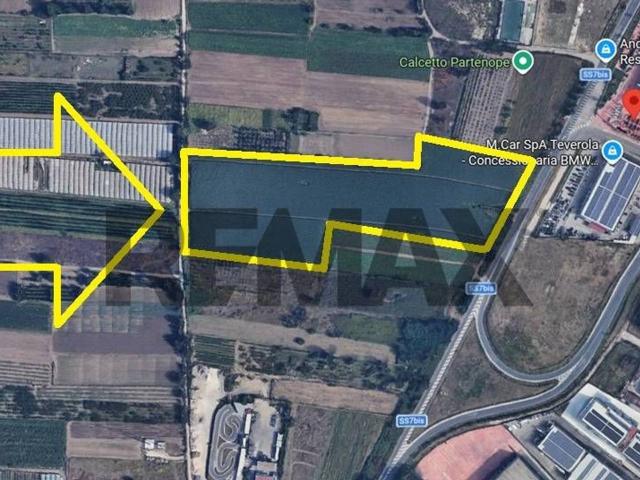 Terreno in vendita a Teverola, Campania