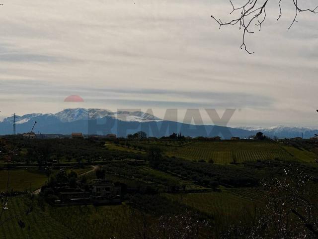 Terreno in vendita a Torrevecchia Teatina, Abruzzo