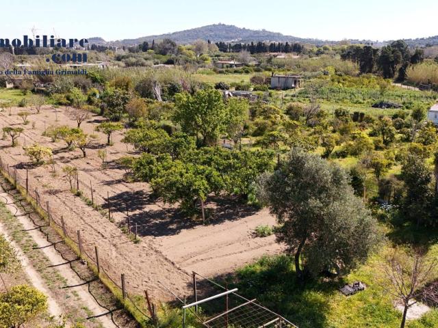 Terreno in vendita a Tortolì, Sardigna/Sardegna