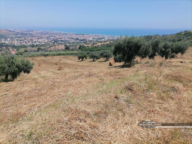 Terreno in vendita a Unione dei Comuni della Val Vibrata, Tortoreto