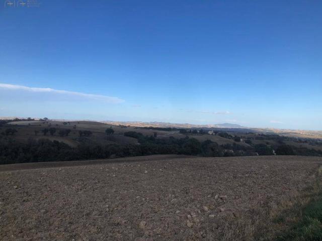 Terreno in vendita a Santa Maria di Paterno, Marche