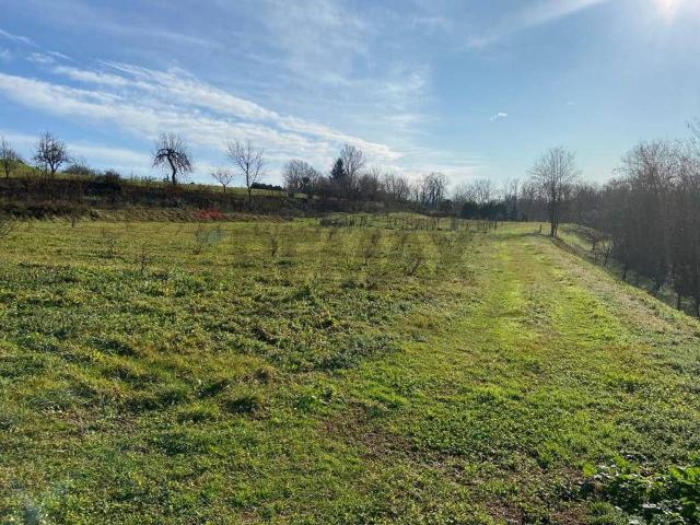 Terreno in vendita a Calcinate degli Orrigoni, Varese