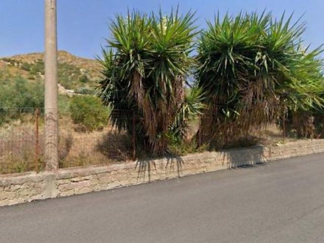 Terreno in vendita a Sinuessa, Mondragone