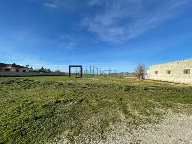 Terreno en venta en Ajofrín, Toledo