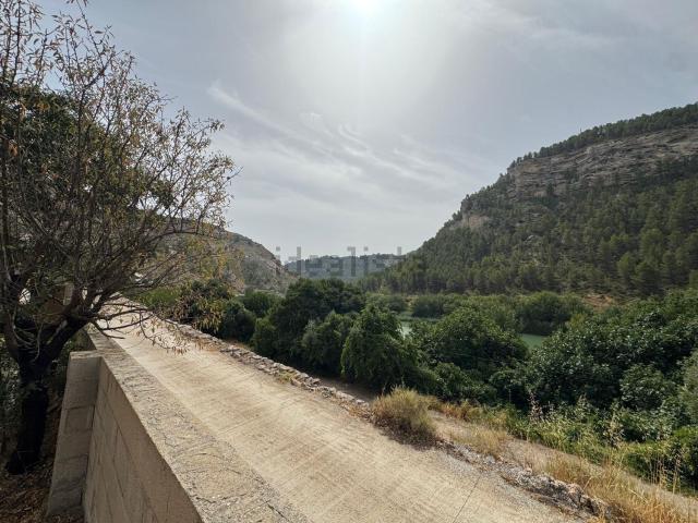Terreno en venta en Alcalá Del Júcar, Castilla-La Mancha