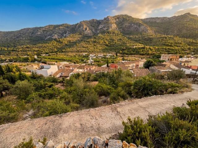 Terreno en venta en la Marina Alta, Valencia