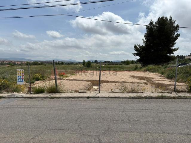 Terreno en venta en Almansa, Castilla-La Mancha