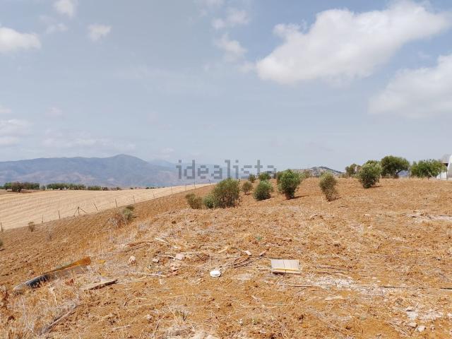 Terreno en venta en El Puente, Álora