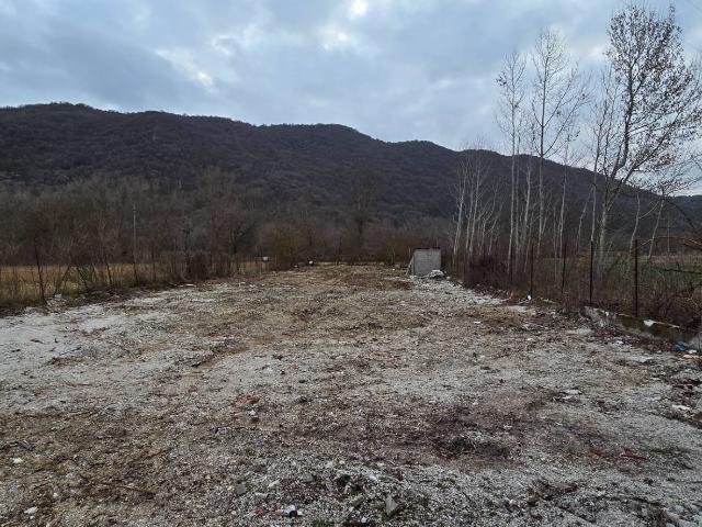 Terreno in vendita a Pizzoli, Abruzzo