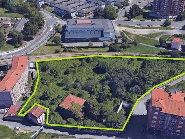 Terreno en venta en El Pozón, Avilés
