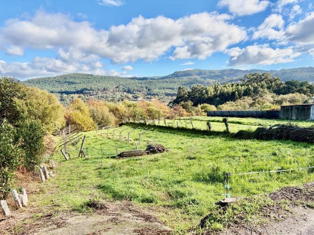 Terreno en venta en Belesar, Vigo
