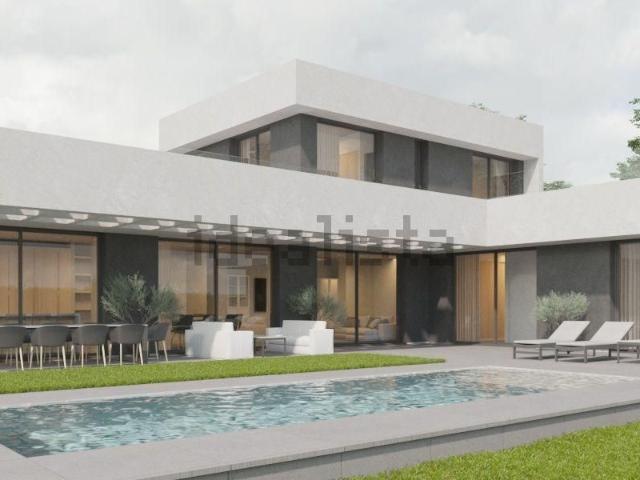 Terreno en venta en La Perla-Torremuelle, Benalmádena