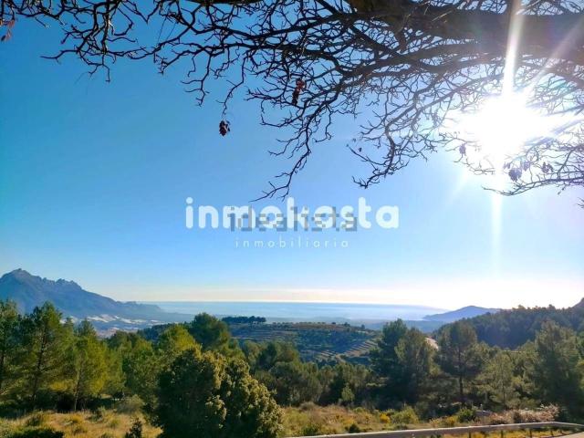 Terreno en venta en la Marina Baixa, Valencia