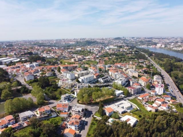 Terreno venda em Oliveira Do Douro, Oliveira do Douro