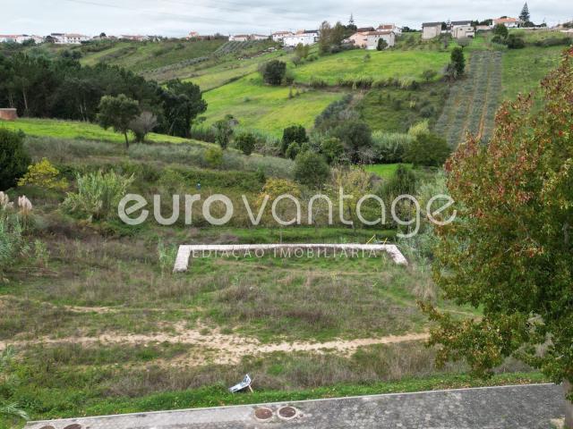 Terreno venda em Cruz d'Areia, Leiria