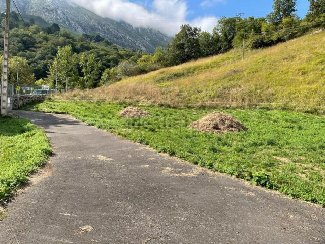 Terreno en venta en Cabrales, Asturias