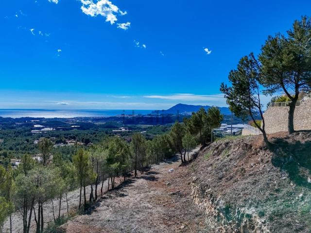 Terreno en venta en Urbanització Santa Clara, la Marina Baixa