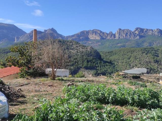 Terreno en venta en la Marina Baixa, Valencia