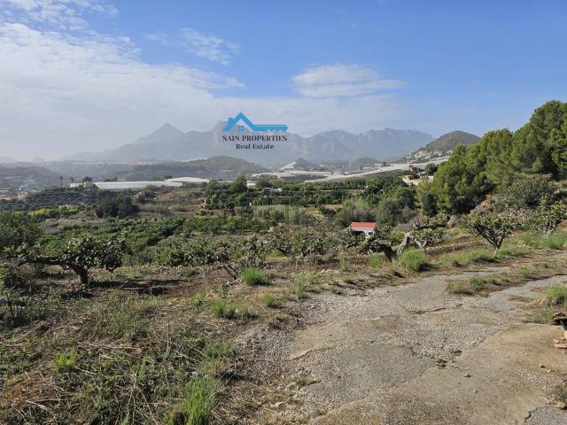 Terreno en venta en la Marina Baixa, Valencia