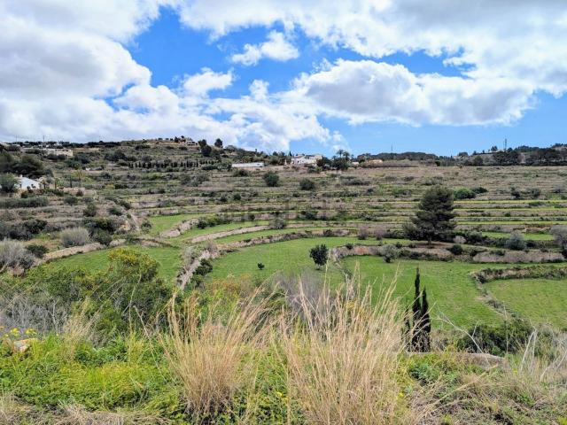 Terreno en venta en la Marina Alta, Valencia
