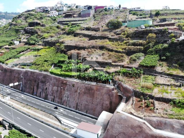 Terreno venda em Estreito de Câmara de Lobos, Câmara De Lobos