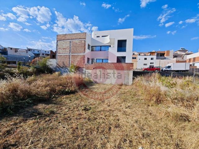 Terreno en venta en Capuchinos, Vélez-Málaga