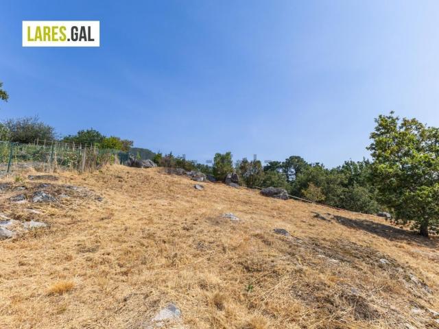 Terreno en venta en Darbo, O Morrazo