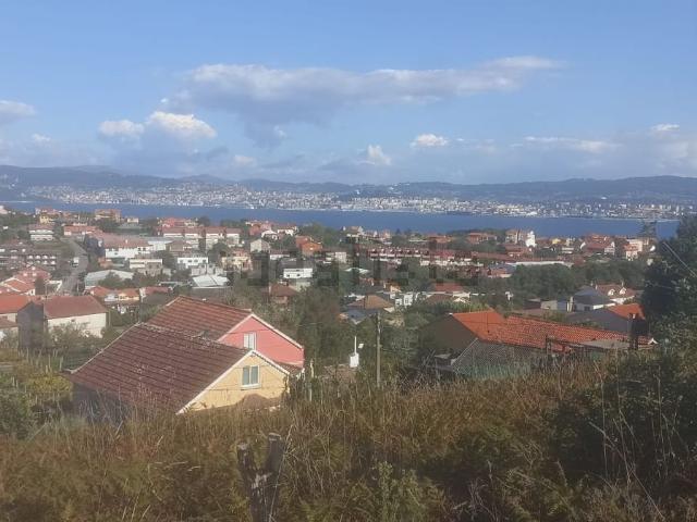 Terreno en venta en Darbo, O Morrazo
