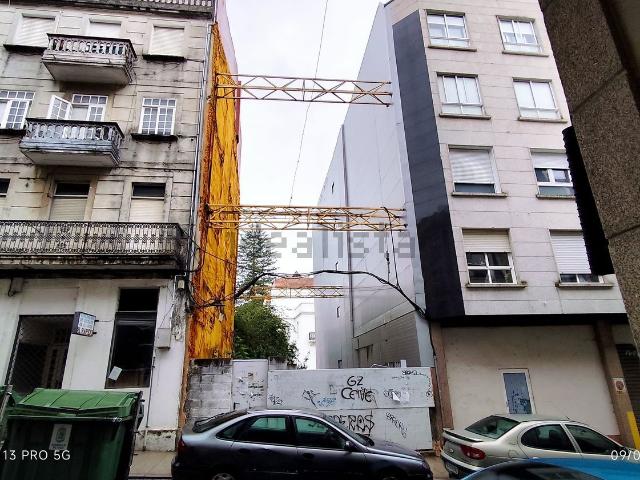 Terreno en venta en Lavadores, Vigo