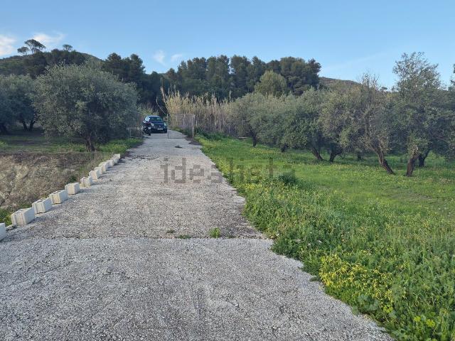Terreno en venta en Sierra de las Nieves, Andalucía
