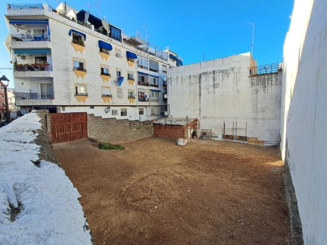 Terreno en venta en Divina Pastora, Marbella