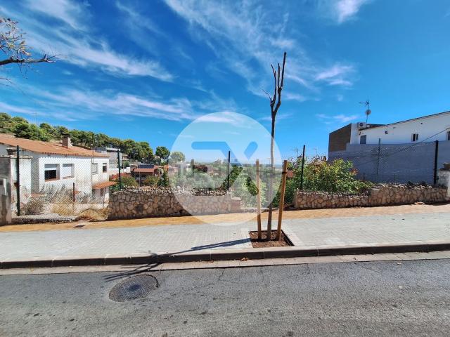 Terreno en venta en Can Roca, Castelldefels