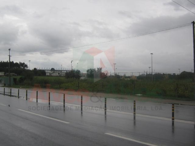 Terreno alugar em Maia, Barca