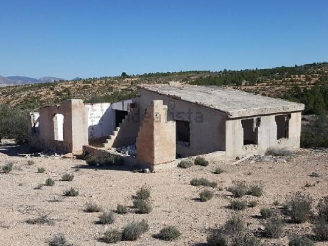 Terreno en venta en Caudete, Castilla-La Mancha