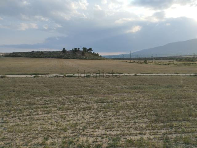 Terreno en alquiler en Caudete, Castilla-La Mancha