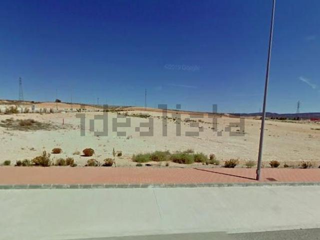 Terreno en venta en Caudete, Castilla-La Mancha