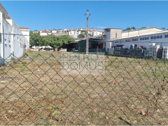 Terreno venda em Porto De Mós, Leiria