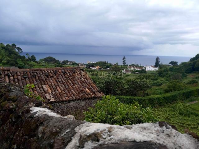 Terreno venda em Açores, Água De Pau