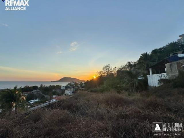 Terreno en venta en Manzanillo, Colima