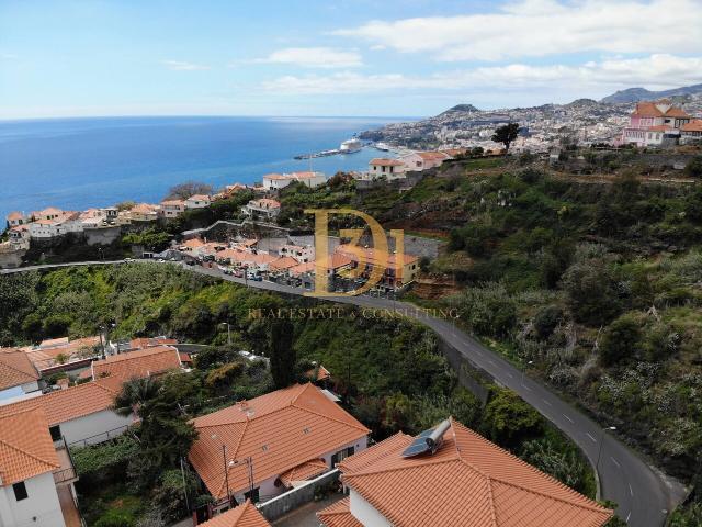 Terreno venda em Pinheira, Funchal
