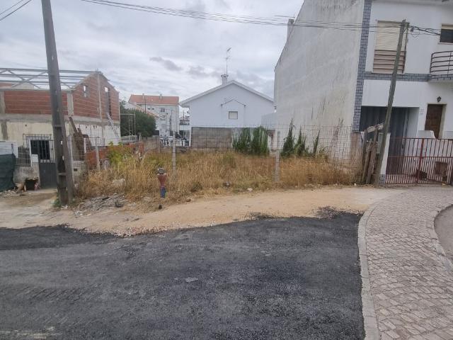 Terreno venda em Almada, Setúbal