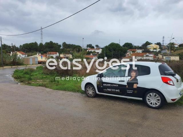 Terreno venda em Almada, Setúbal