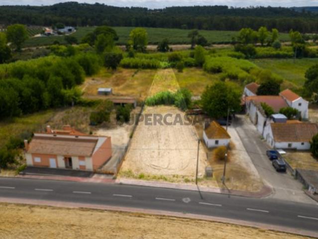 Terreno venda em Almeirim, Santarém