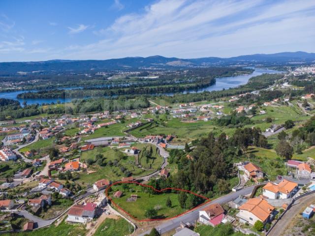 Terreno venda em Vila Nova De Cerveira, Viana Do Castelo